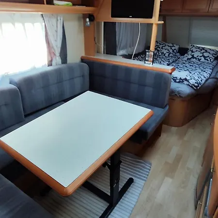 مكان تخييم Aurora Camper